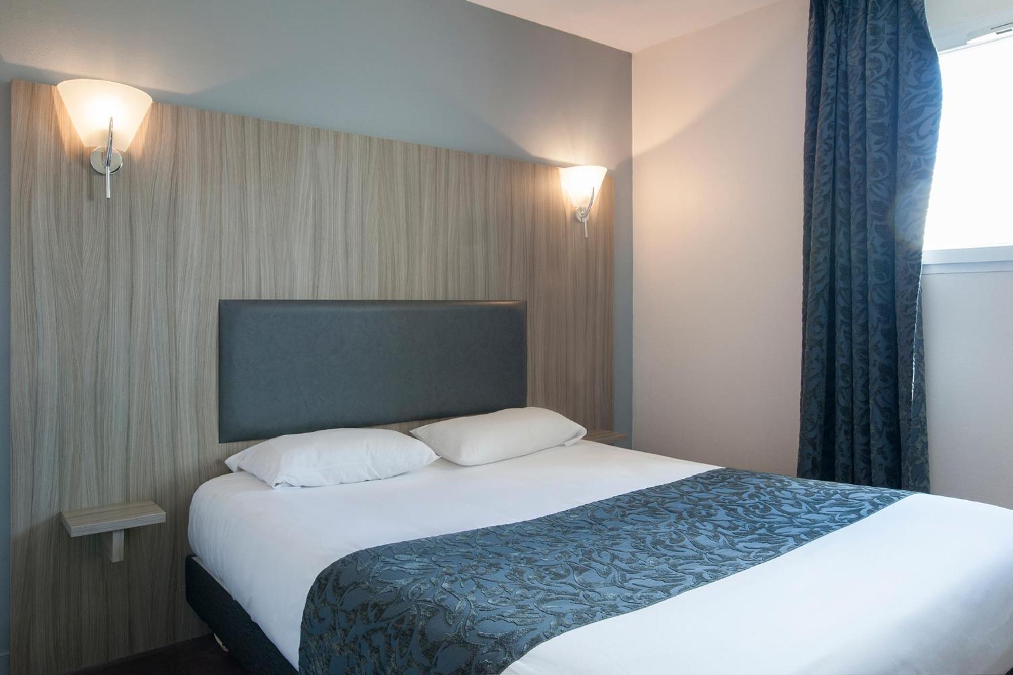 Brit Hotel Confort Alexia - Ла Сутерен Екстериор снимка